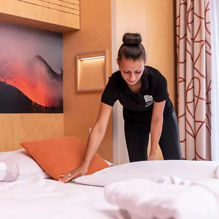 Vulkan Wellness & 4*