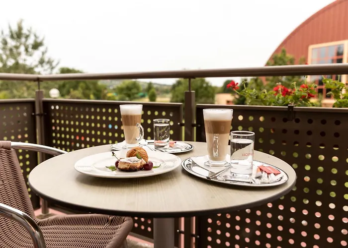 Vulkán Wellness Hotel&camping Hotel 4*