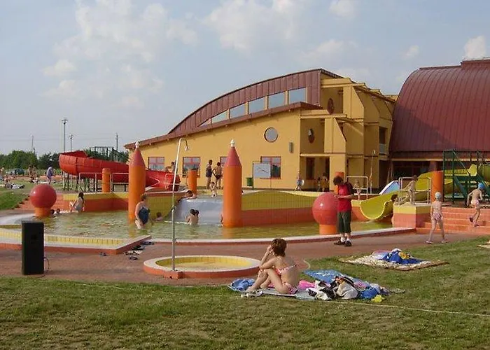 Hotell Vulkan Wellness & 4*